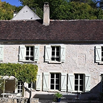 Gîte Joli - CHATEL-CENSOIR